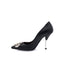 ALEXANDER MCQUEEN® - Leren pumps met puntige neus en pareldetail - Zwart