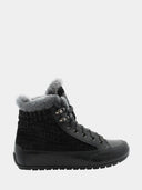baskets montantes Candice Cooper en cuir noir avec semelle en caoutchouc
zoom sur la tige en cuir noir des baskets montantes Candice Cooper
baskets Candice Cooper noires montantes avec fermeture à lacets
baskets montantes en cuir noir Candice Cooper portées avec un jean
gros plan sur la doublure polaire des baskets Candice Cooper montantes

