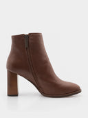 Bottines en cuir à talon haut – Cognac - Marque OHA